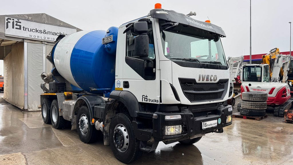 Iveco Trakker AD340TB45 8x4 mixer 9m3 - Avtomešalec: slika 3 Iveco Trakker AD340TB45 8x4 mixer 9m3 - Avtomešalec: slika 3