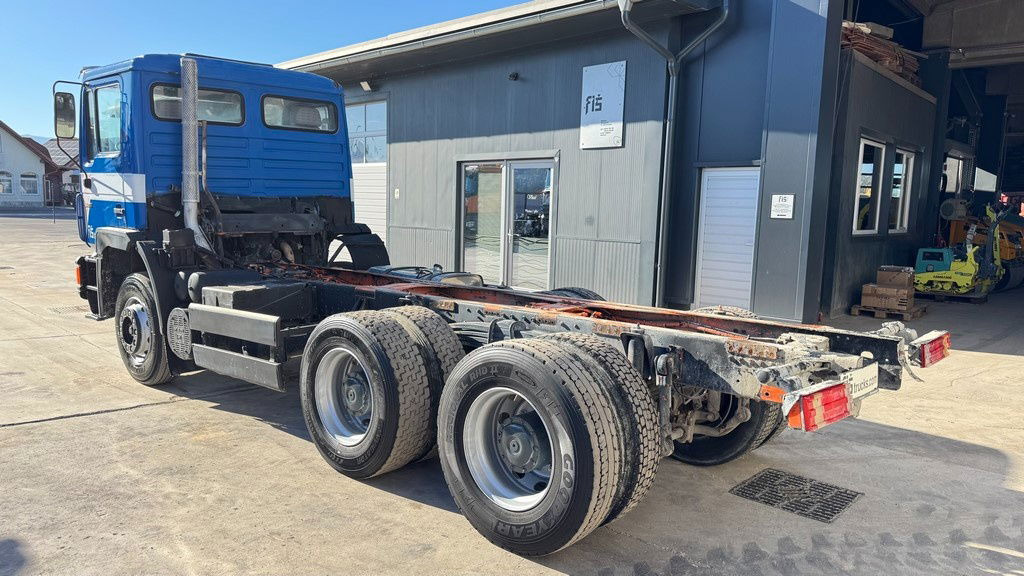 MAN 25.272 6x4 chassis- complete spring - Tovornjak-šasija: slika 4 MAN 25.272 6x4 chassis- complete spring - Tovornjak-šasija: slika 4