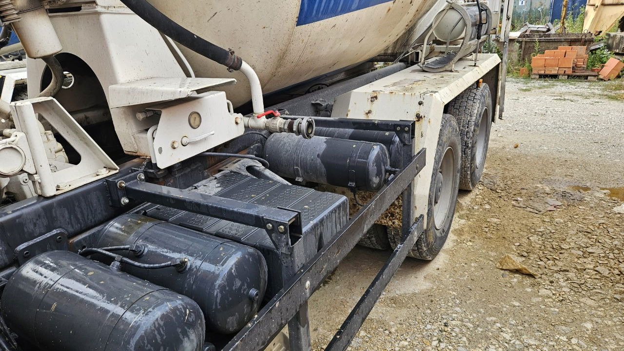 MAN FE 410A 6x4 mixer - 7m3 - euro 3 - Avtomešalec: slika 3 MAN FE 410A 6x4 mixer - 7m3 - euro 3 - Avtomešalec: slika 3