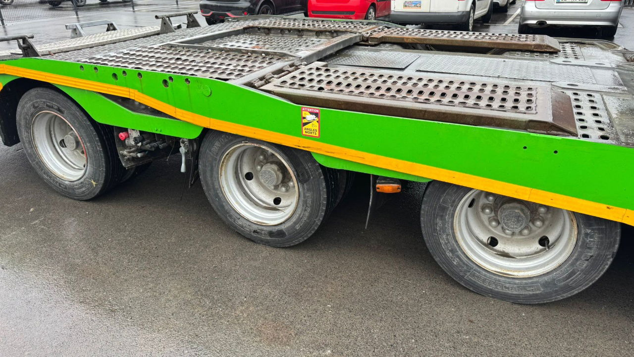 Mercedes-Benz Actros 1846 4x2 LKW transporter + Boerner trailer - Tovornjak avtotransporter: slika 5 Mercedes-Benz Actros 1846 4x2 LKW transporter + Boerner trailer - Tovornjak avtotransporter: slika 5