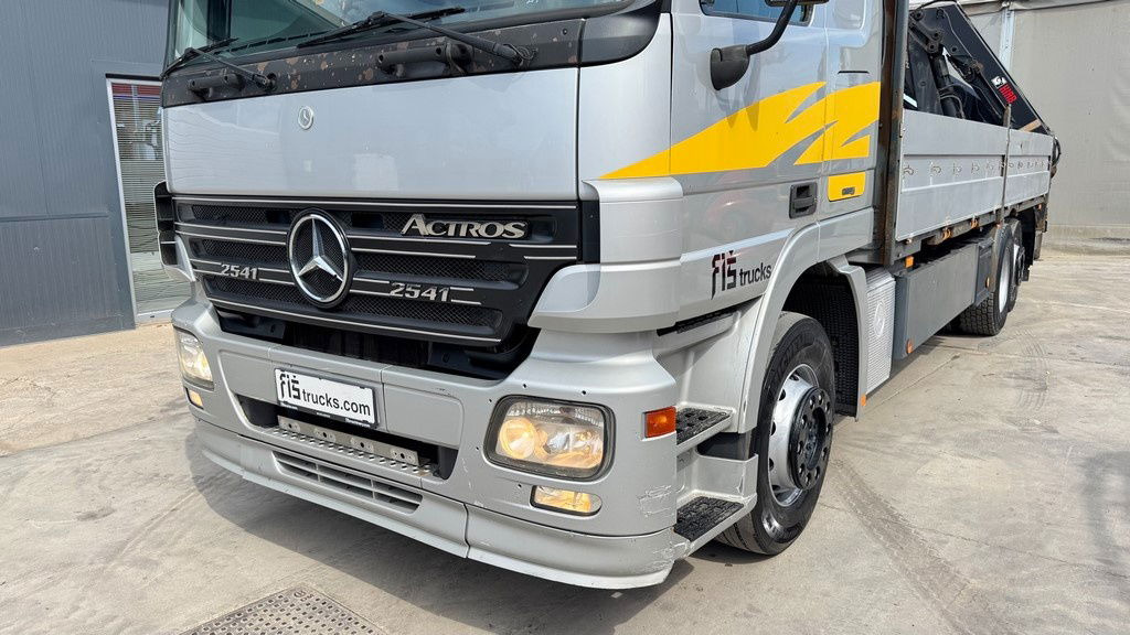Mercedes-Benz Actros 2541 6x2 stake body - Hiab XS 144 Hipro 17.3M - Tovornjak s kesonom, Tovornjak z dvigalom: slika 2 Mercedes-Benz Actros 2541 6x2 stake body - Hiab XS 144 Hipro 17.3M - Tovornjak s kesonom, Tovornjak z dvigalom: slika 2