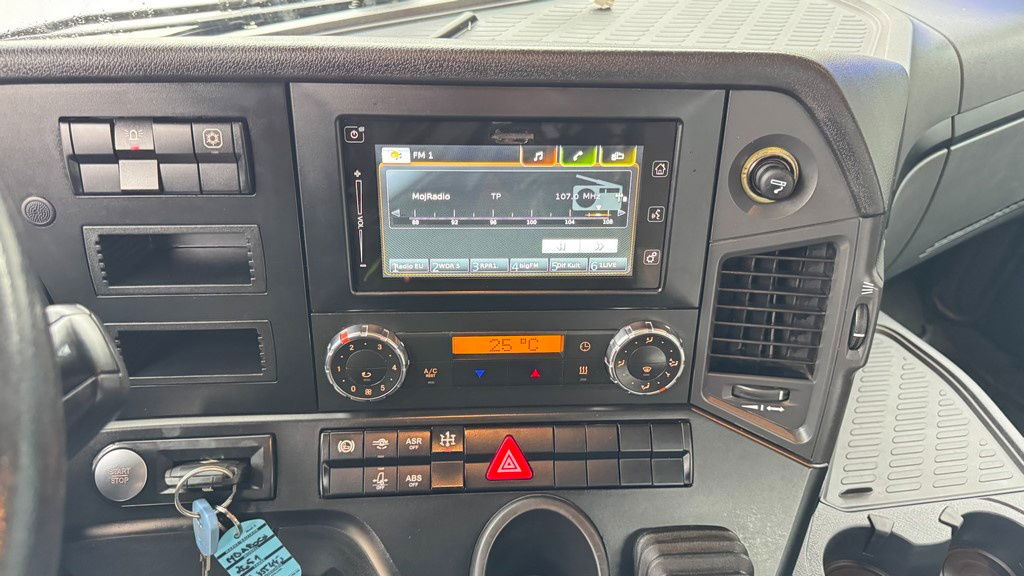 Tovornjak prekucnik Mercedes-Benz Arocs 2651 6X4 meiller bordmatic tipper: slika 18 Tovornjak prekucnik Mercedes-Benz Arocs 2651 6X4 meiller bordmatic tipper: slika 18