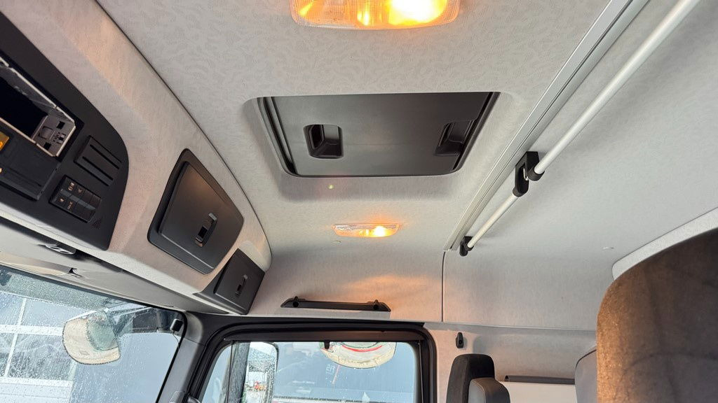 Tovornjak prekucnik Mercedes-Benz Arocs 2651 6X4 meiller bordmatic tipper: slika 17 Tovornjak prekucnik Mercedes-Benz Arocs 2651 6X4 meiller bordmatic tipper: slika 17