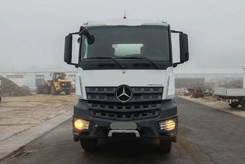Mercedes-Benz Arocs 3240 8x4 9m3- 1.st owner - Avtomešalec: slika 3 Mercedes-Benz Arocs 3240 8x4 9m3- 1.st owner - Avtomešalec: slika 3
