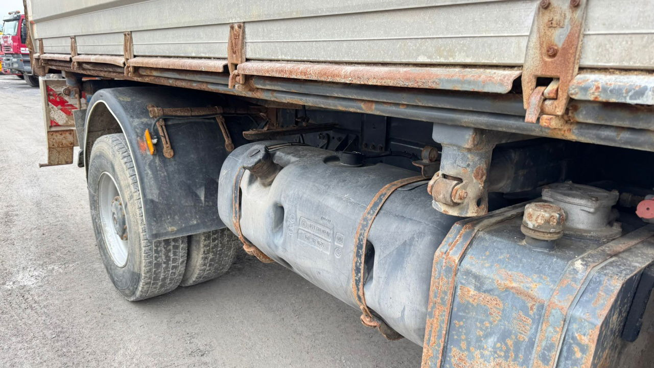 Mercedes-Benz Atego 1828 AK 4X4 meiller tipper - snow plow - salt spreader - Tovornjak prekucnik: slika 4 Mercedes-Benz Atego 1828 AK 4X4 meiller tipper - snow plow - salt spreader - Tovornjak prekucnik: slika 4