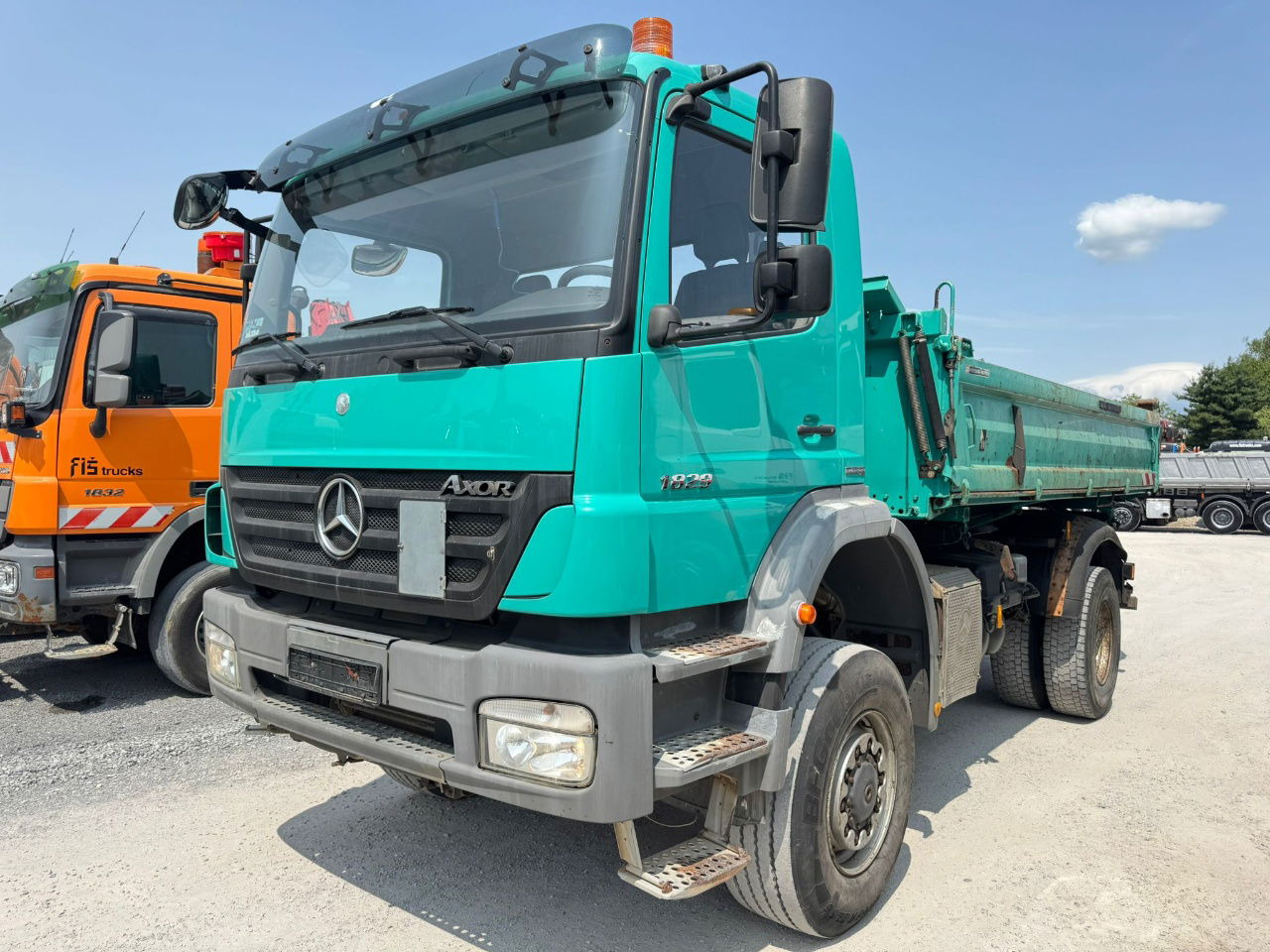 Mercedes-Benz Axor 1829 K 4x4 meiller tipper - Spring - Tovornjak prekucnik: slika 1 Mercedes-Benz Axor 1829 K 4x4 meiller tipper - Spring - Tovornjak prekucnik: slika 1
