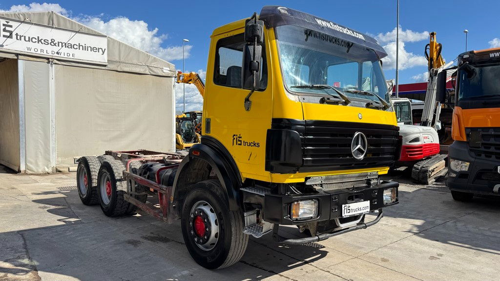 Mercedes-Benz SK 2627 6x4 chassis - V6 - full spring - Tovornjak-šasija: slika 3 Mercedes-Benz SK 2627 6x4 chassis - V6 - full spring - Tovornjak-šasija: slika 3