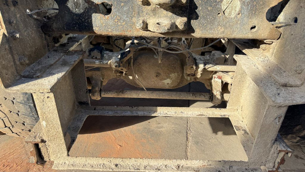 Tovornjak-šasija Mercedes-Benz SK 3234 8x4 chassis: slika 14