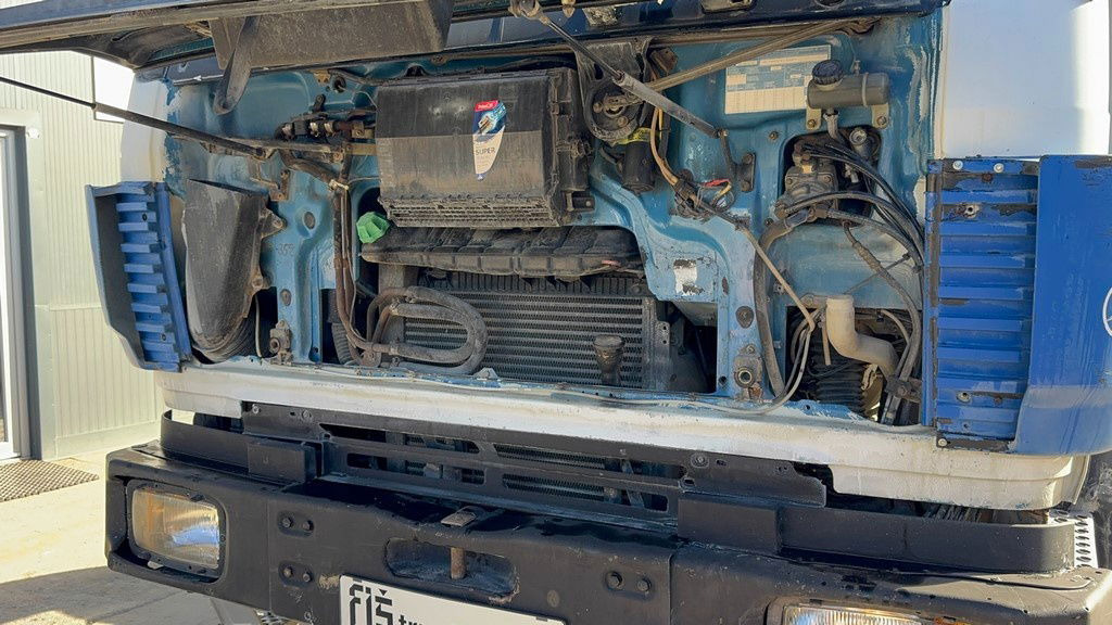 Tovornjak-šasija Mercedes-Benz SK 3234 8x4 chassis: slika 8