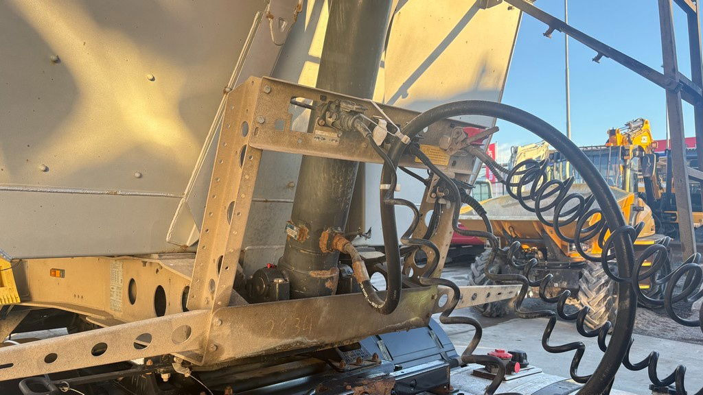 Schmitz Cargobull SCBS3D - elec. taurpaulin - Kiper polprikolica: slika 3 Schmitz Cargobull SCBS3D - elec. taurpaulin - Kiper polprikolica: slika 3