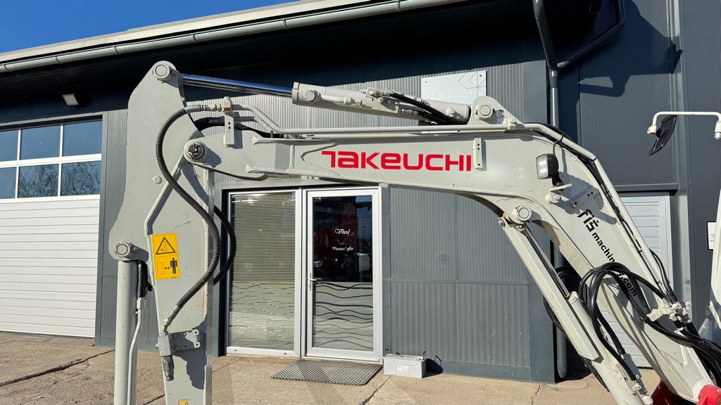 Takeuchi TB230 - 2019 Year - 2435 Hours - 2X Buckets - NEW Tracks - Mini bager: slika 3 Takeuchi TB230 - 2019 Year - 2435 Hours - 2X Buckets - NEW Tracks - Mini bager: slika 3