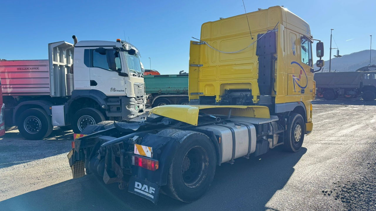 DAF XF 105.460 4x2 tractor unit - manual gear - Vlačilec: slika 5 DAF XF 105.460 4x2 tractor unit - manual gear - Vlačilec: slika 5