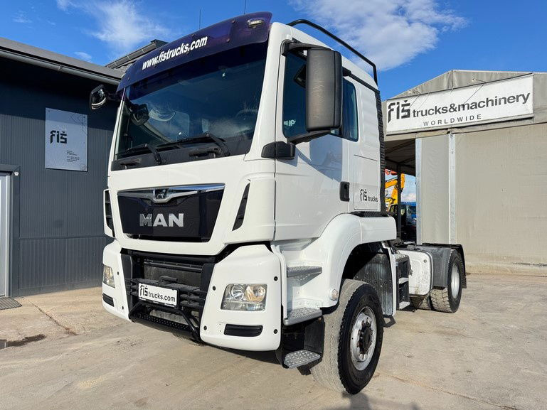 MAN TGS 18.460 4X4 tractor unit - cardan - motor brake - Vlačilec: slika 1 MAN TGS 18.460 4X4 tractor unit - cardan - motor brake - Vlačilec: slika 1