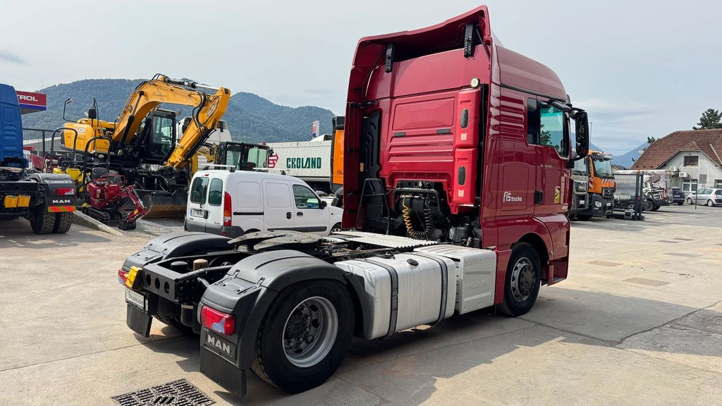 MAN TGX 18.460 4X2 tractor unit - retarder - Vlačilec: slika 5 MAN TGX 18.460 4X2 tractor unit - retarder - Vlačilec: slika 5
