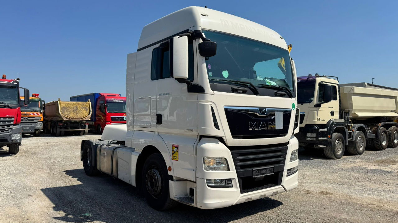 MAN TGX 18.460 4X2 tractor unit -retarder - Vlačilec: slika 3 MAN TGX 18.460 4X2 tractor unit -retarder - Vlačilec: slika 3
