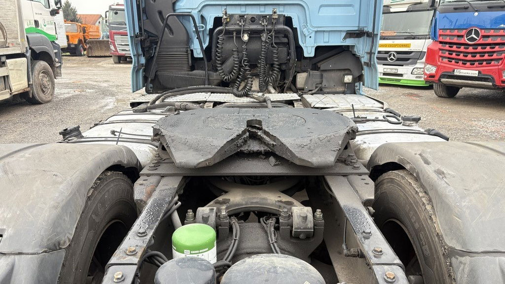 MAN TGX 18.500 4X2 BLS tractor unit - tipp. hydr. - retarder - Vlačilec: slika 4 MAN TGX 18.500 4X2 BLS tractor unit - tipp. hydr. - retarder - Vlačilec: slika 4