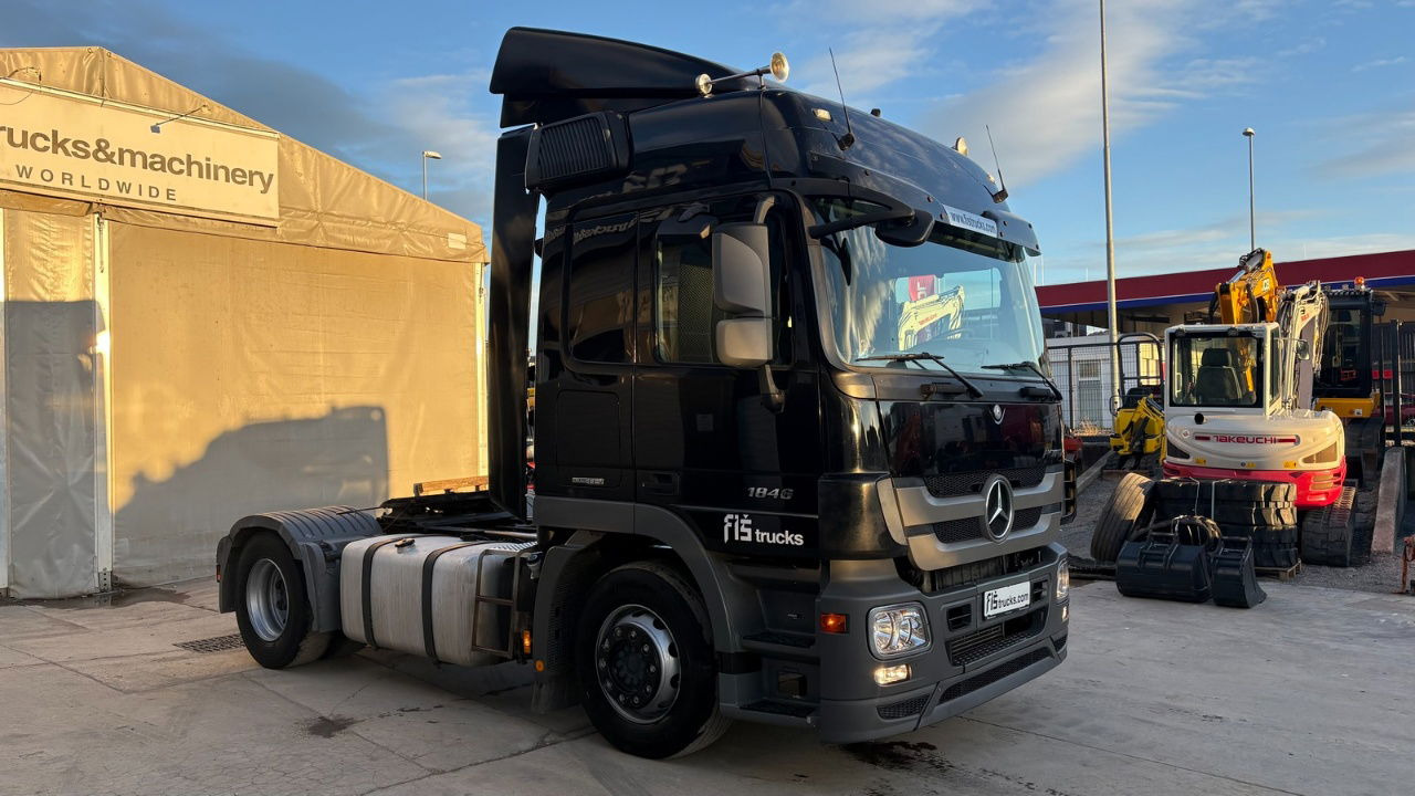 Mercedes-Benz Actros 1846 4x2 tractor unit - retarder - Vlačilec: slika 2 Mercedes-Benz Actros 1846 4x2 tractor unit - retarder - Vlačilec: slika 2