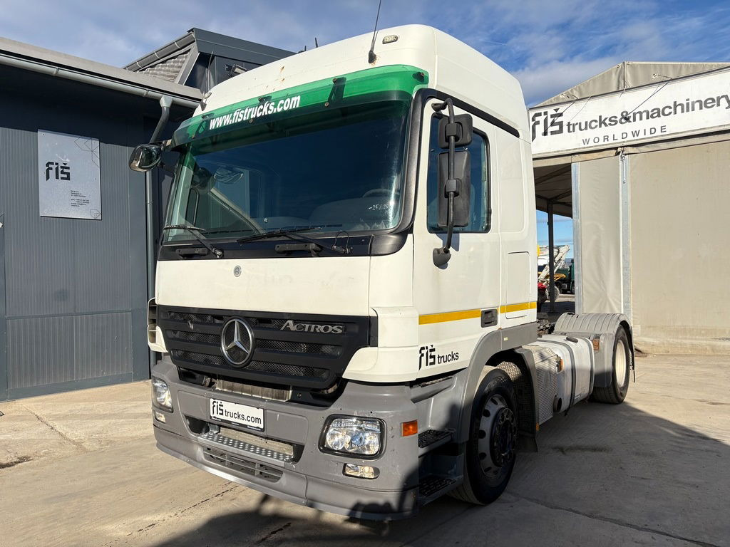 Mercedes-Benz Actros 1846 L 4x2 tractor unit - retarder - Vlačilec: slika 1 Mercedes-Benz Actros 1846 L 4x2 tractor unit - retarder - Vlačilec: slika 1