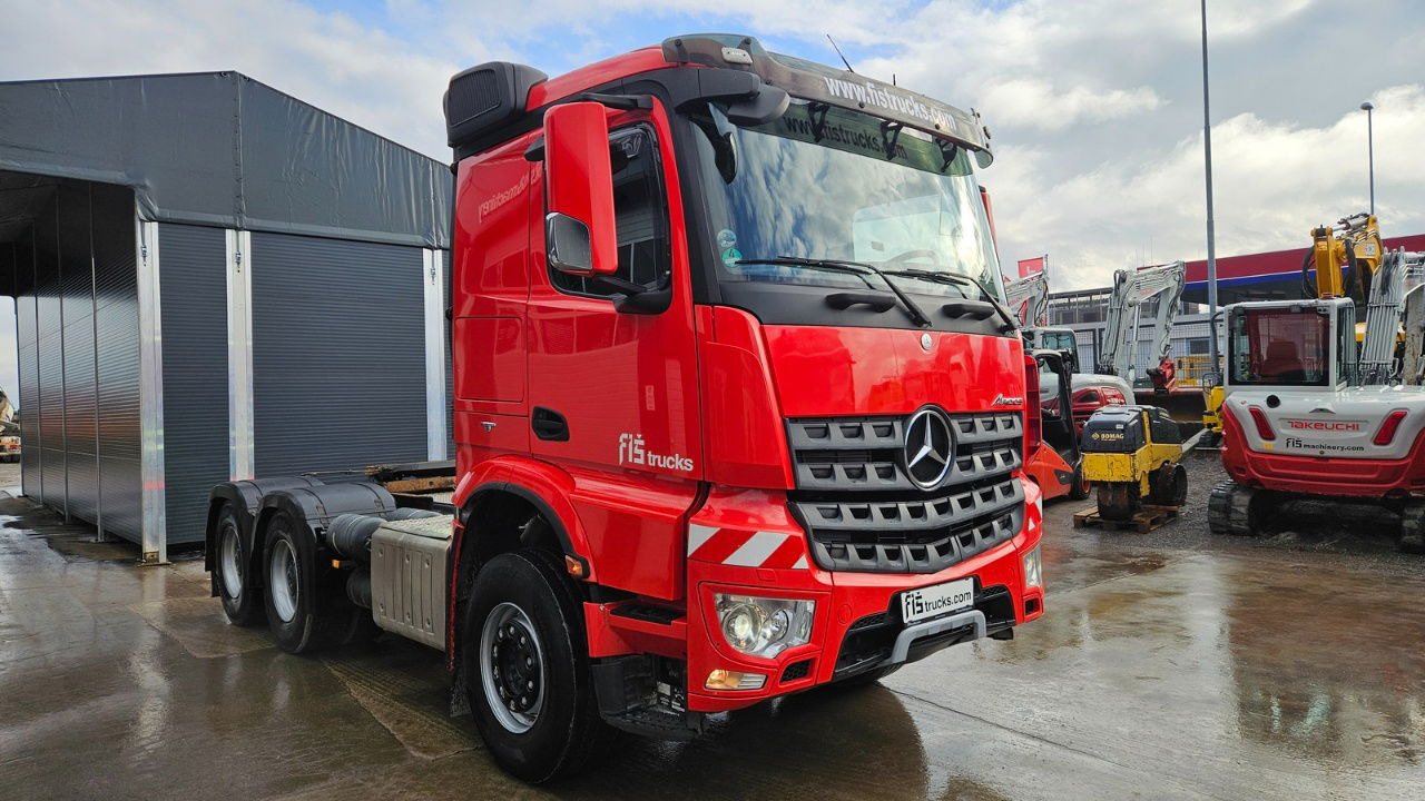 Mercedes-Benz Arocs 2651 6X4 tipp. hydr. - retarder - TOP - Vlačilec: slika 4 Mercedes-Benz Arocs 2651 6X4 tipp. hydr. - retarder - TOP - Vlačilec: slika 4