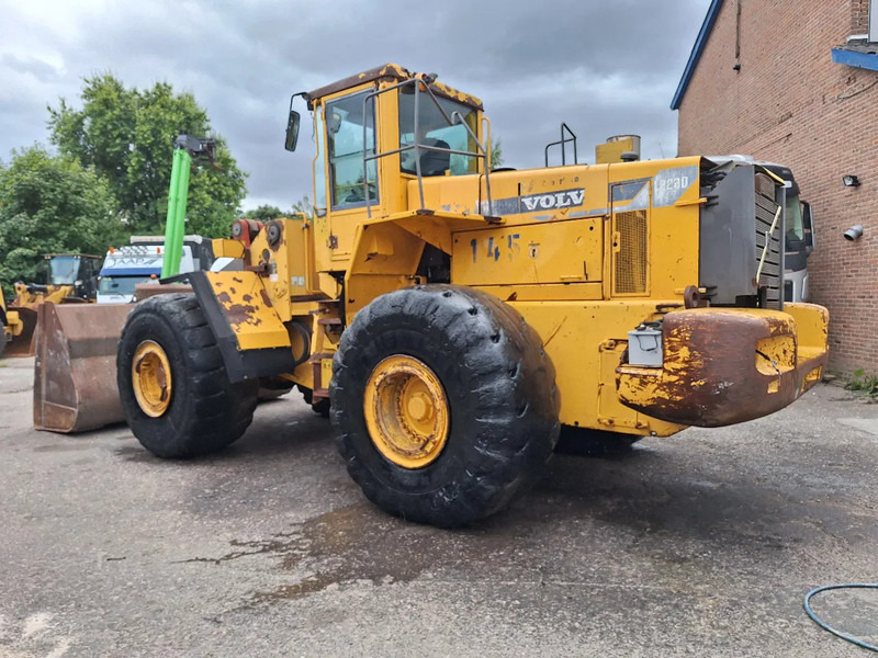 Volvo L220D - Kolesni nakladalec: slika 4 Volvo L220D - Kolesni nakladalec: slika 4