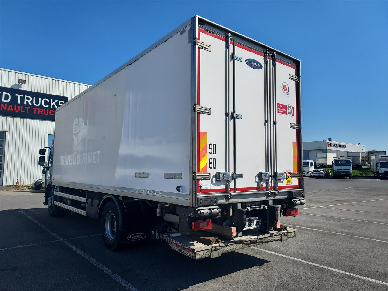 RENAULT D Wide - Tovornjak hladilnik: slika 4 RENAULT D Wide - Tovornjak hladilnik: slika 4