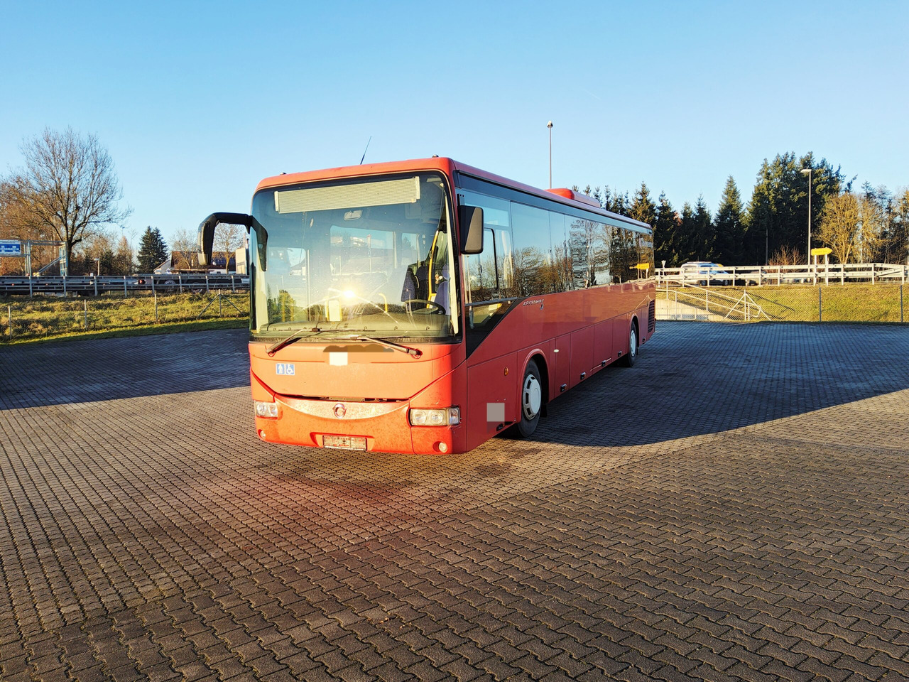 Irisbus Crossway SFR 160/01 60 Sitze / Klima / Automatik - Primestni avtobus: slika 2 Irisbus Crossway SFR 160/01 60 Sitze / Klima / Automatik - Primestni avtobus: slika 2