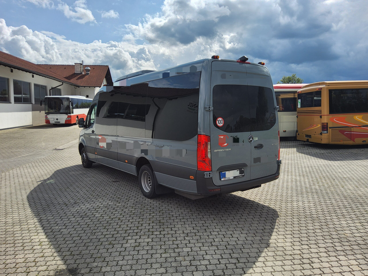 Mercedes Benz 517 cdi BusDesign Comfort 19+1+1 Schlafsitze / USB / Klima / Automatik - Minibus, Potniški kombi: slika 3 Mercedes Benz 517 cdi BusDesign Comfort 19+1+1 Schlafsitze / USB / Klima / Automatik - Minibus, Potniški kombi: slika 3