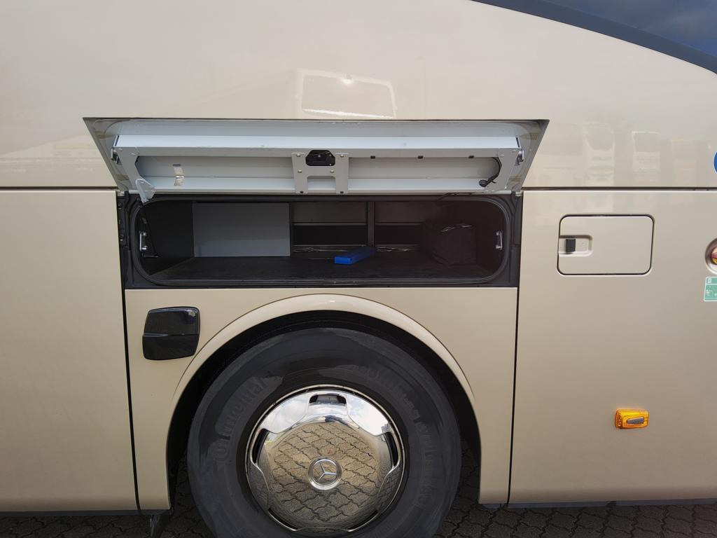 Potovalni avtobus Mercedes Benz Tourismo RHD NEUES MODELL / 49+2+1 / PowerShift / WC / USB: slika 9