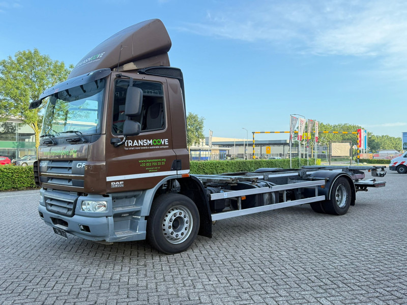 DAF CF65 220 - Kontejnerski tovornjak/ Tovornjak z zamenljivim tovoriščem: slika 2 DAF CF65 220 - Kontejnerski tovornjak/ Tovornjak z zamenljivim tovoriščem: slika 2