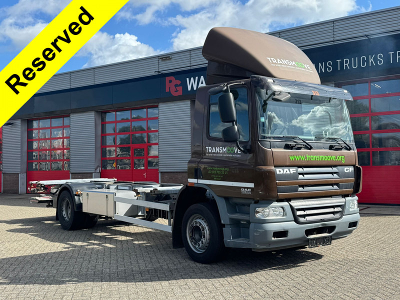 DAF CF65 220 - Kontejnerski tovornjak/ Tovornjak z zamenljivim tovoriščem: slika 1 DAF CF65 220 - Kontejnerski tovornjak/ Tovornjak z zamenljivim tovoriščem: slika 1