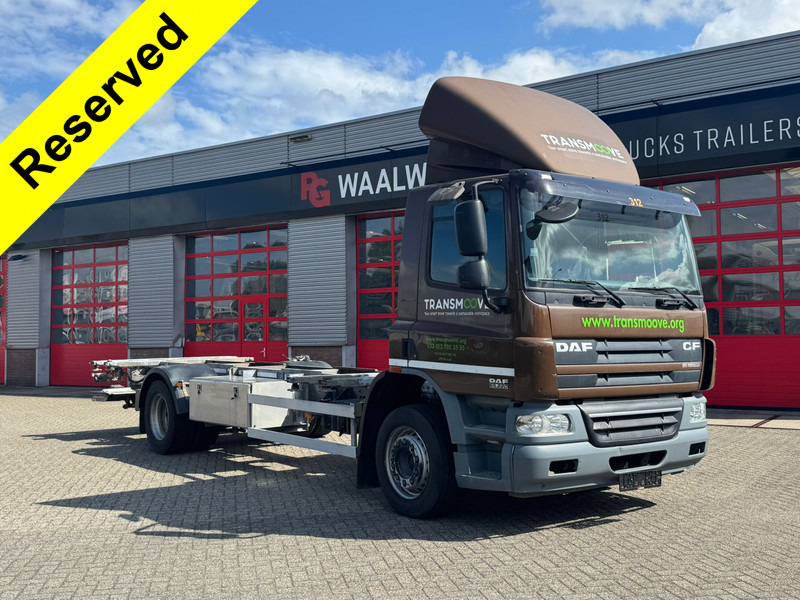 DAF CF65 220 - Kontejnerski tovornjak/ Tovornjak z zamenljivim tovoriščem: slika 1 DAF CF65 220 - Kontejnerski tovornjak/ Tovornjak z zamenljivim tovoriščem: slika 1