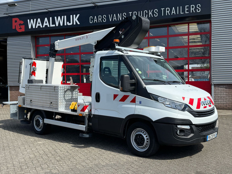 Iveco Daily 35S14 2 Person, Km 31.936!! 4x gestempeld, 2 persoonslift - Dostavno vozilo: slika 4 Iveco Daily 35S14 2 Person, Km 31.936!! 4x gestempeld, 2 persoonslift - Dostavno vozilo: slika 4