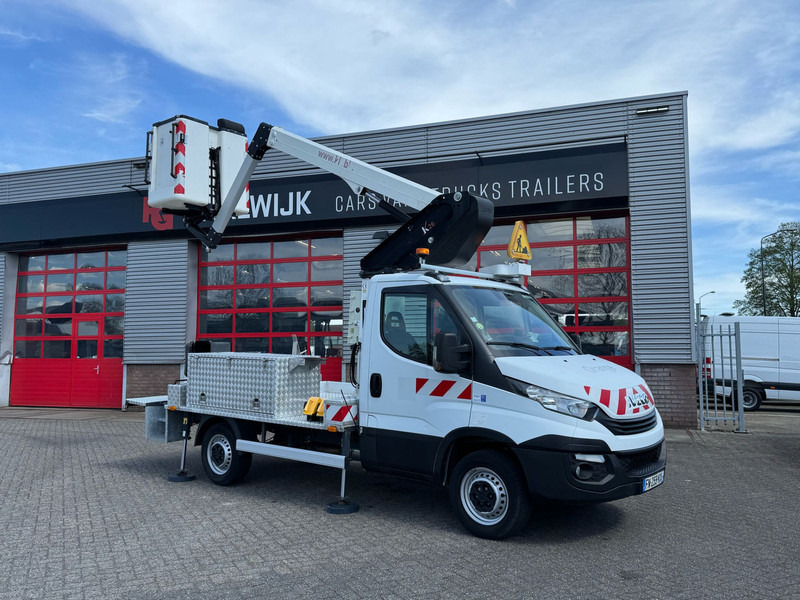 Iveco Daily 35S14 2 Person, Km 31.936!! 4x gestempeld, 2 persoonslift - Dostavno vozilo: slika 2 Iveco Daily 35S14 2 Person, Km 31.936!! 4x gestempeld, 2 persoonslift - Dostavno vozilo: slika 2