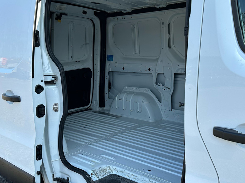 Renault Trafic 1.6 dCi T27 - Mali kombi: slika 5 Renault Trafic 1.6 dCi T27 - Mali kombi: slika 5
