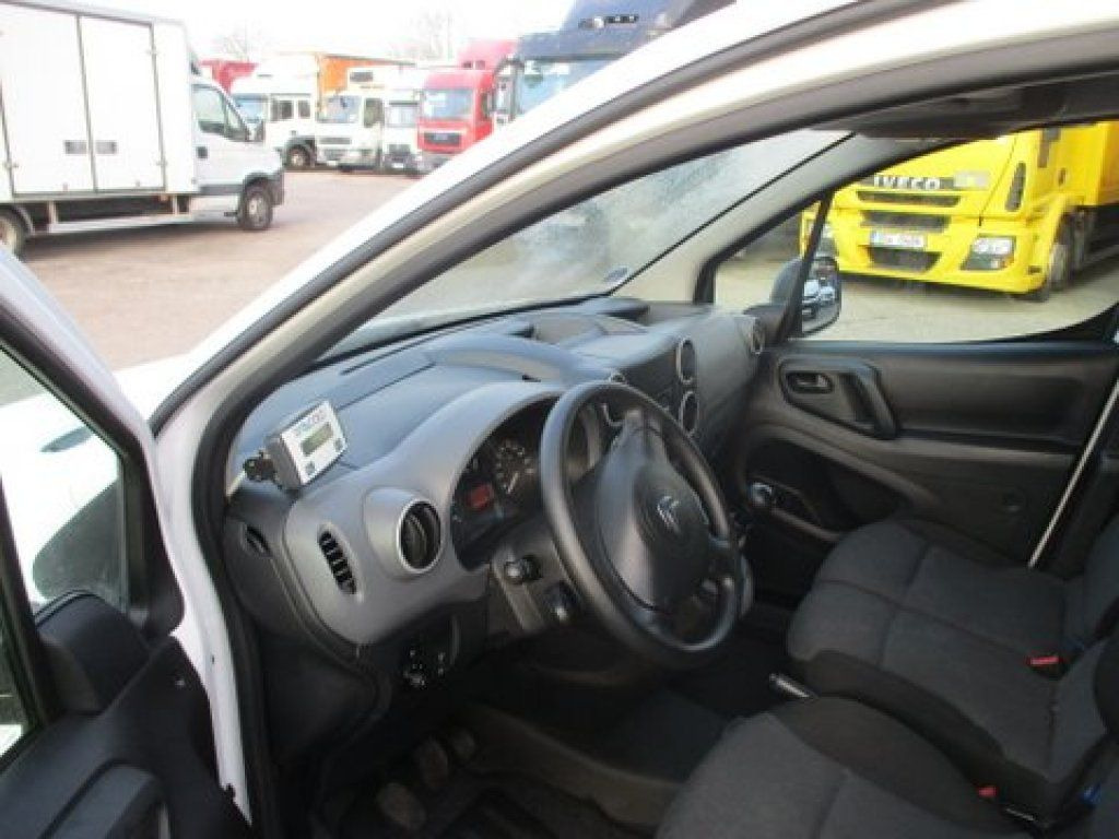Citroën Berlingo izotherm - Hladilno vozilo: slika 5 Citroën Berlingo izotherm - Hladilno vozilo: slika 5