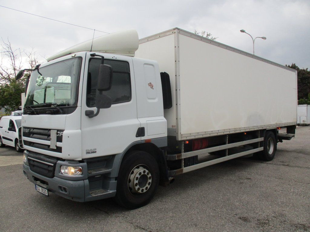 DAF CF 75.310 - Tovornjak zabojnik: slika 1 DAF CF 75.310 - Tovornjak zabojnik: slika 1
