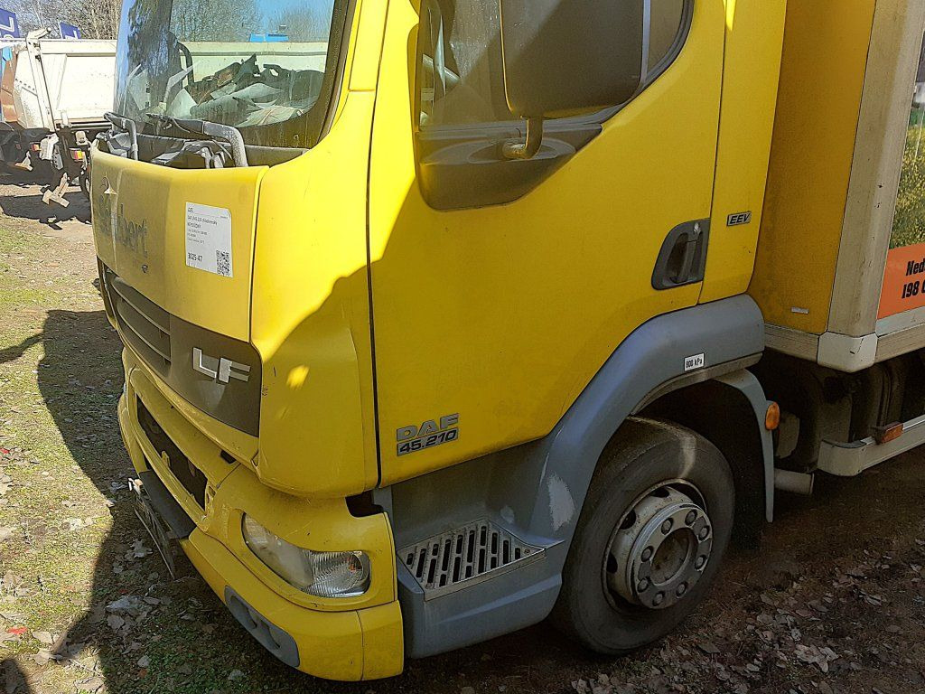 DAF LF45.210 mit Carrier Motorschaden engineproblem - Tovornjak hladilnik: slika 3 DAF LF45.210 mit Carrier Motorschaden engineproblem - Tovornjak hladilnik: slika 3