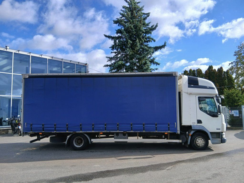 DAF LF45.220 EURO 4 - Tovornjak s ponjavo: slika 3 DAF LF45.220 EURO 4 - Tovornjak s ponjavo: slika 3