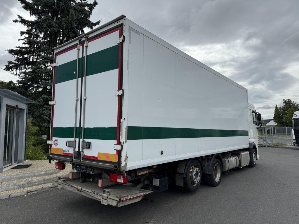 DAF XF460 6x2 EURO 6 - Tovornjak zabojnik: slika 4 DAF XF460 6x2 EURO 6 - Tovornjak zabojnik: slika 4