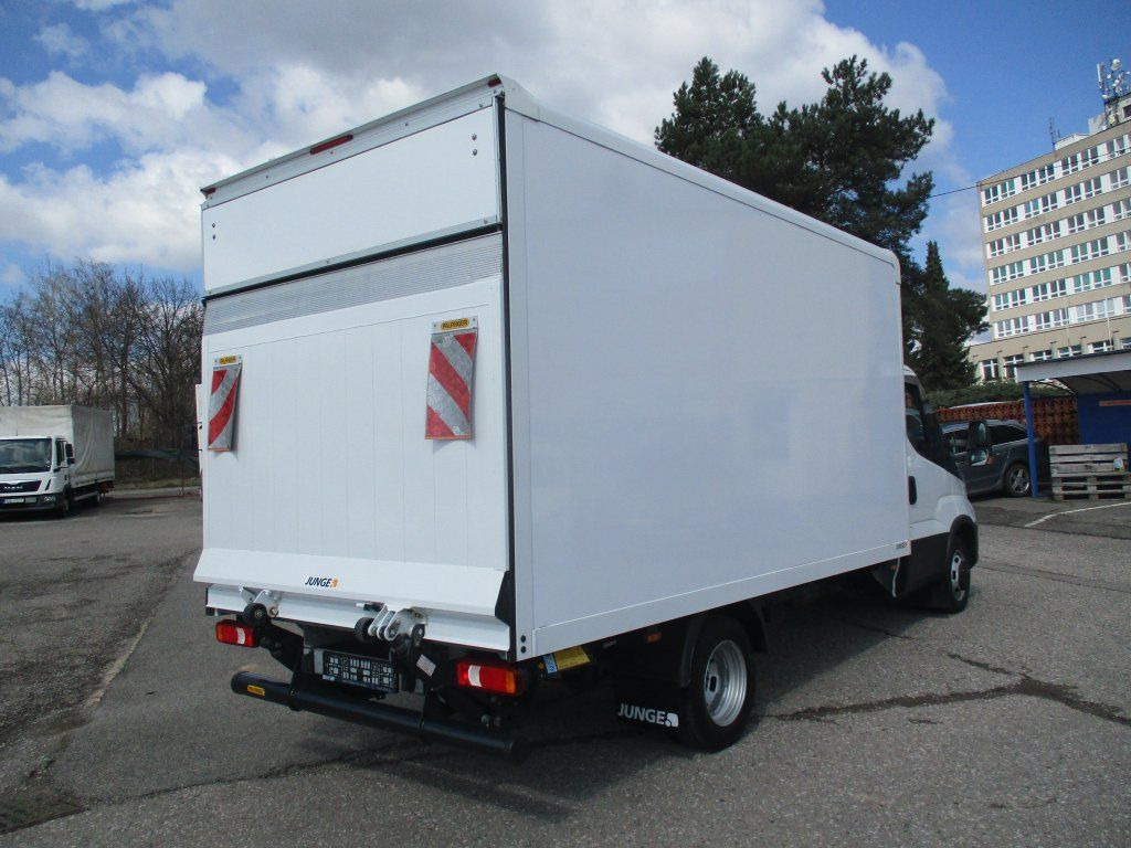 Iveco 35C16 Daily,2.3L Palfinger - Dostavno vozilo z zabojnikom: slika 5 Iveco 35C16 Daily,2.3L Palfinger - Dostavno vozilo z zabojnikom: slika 5