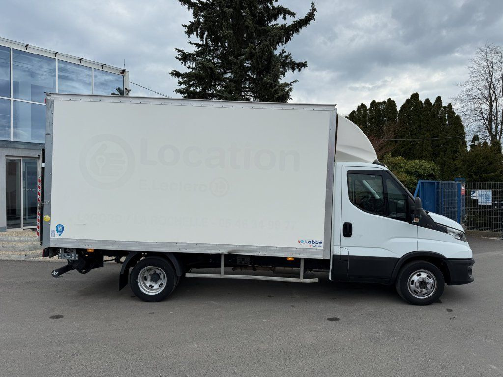 Iveco 35C16 Daily 3,0l - Dostavno vozilo z zabojnikom: slika 2 Iveco 35C16 Daily 3,0l - Dostavno vozilo z zabojnikom: slika 2