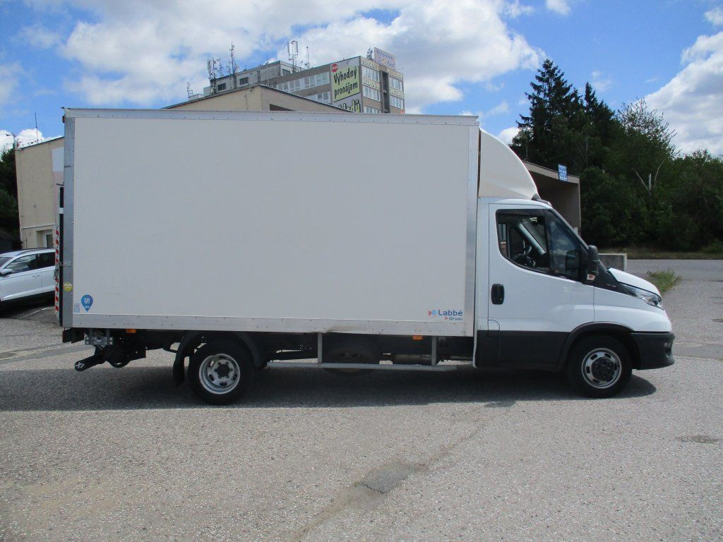 Iveco 35C16 Daily 3,0l - Dostavno vozilo z zabojnikom: slika 4 Iveco 35C16 Daily 3,0l - Dostavno vozilo z zabojnikom: slika 4