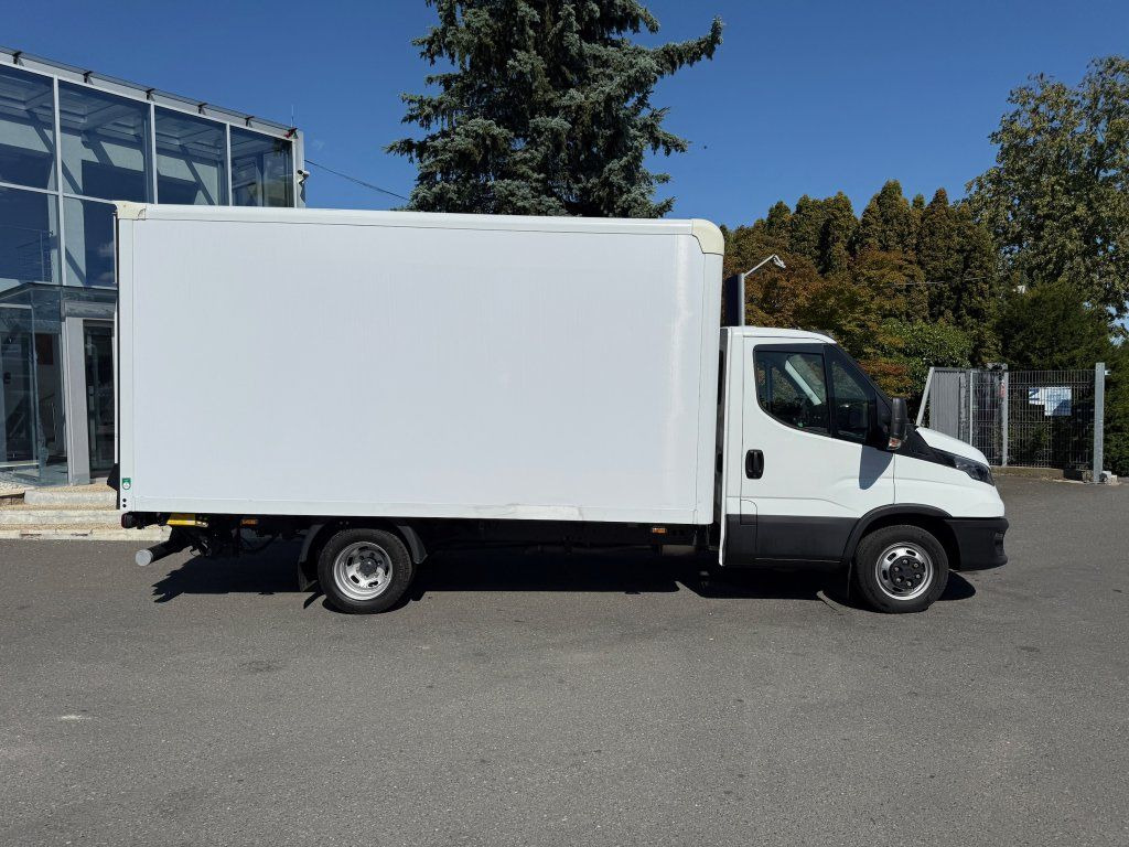 Iveco 35C16 Daily - Dostavno vozilo z zabojnikom: slika 3 Iveco 35C16 Daily - Dostavno vozilo z zabojnikom: slika 3