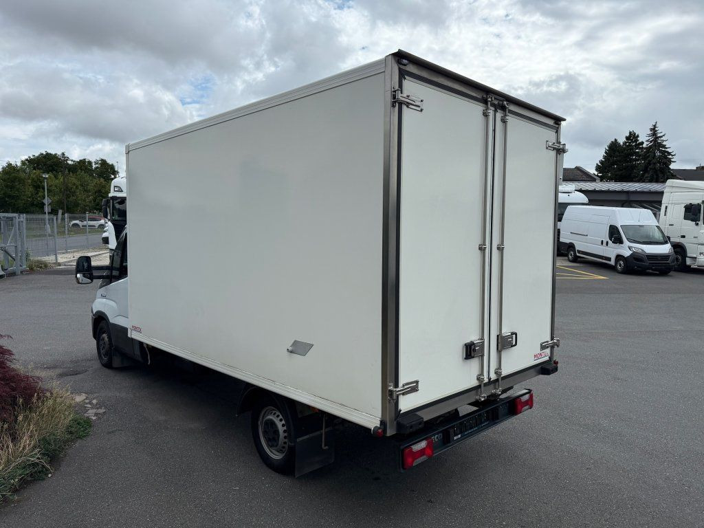 Iveco 35S16 Daily - Hladilno vozilo: slika 5 Iveco 35S16 Daily - Hladilno vozilo: slika 5