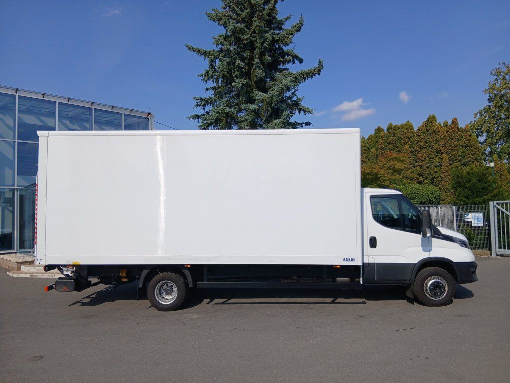 Iveco 72-210 (70C210) - Dostavno vozilo z zabojnikom: slika 4 Iveco 72-210 (70C210) - Dostavno vozilo z zabojnikom: slika 4