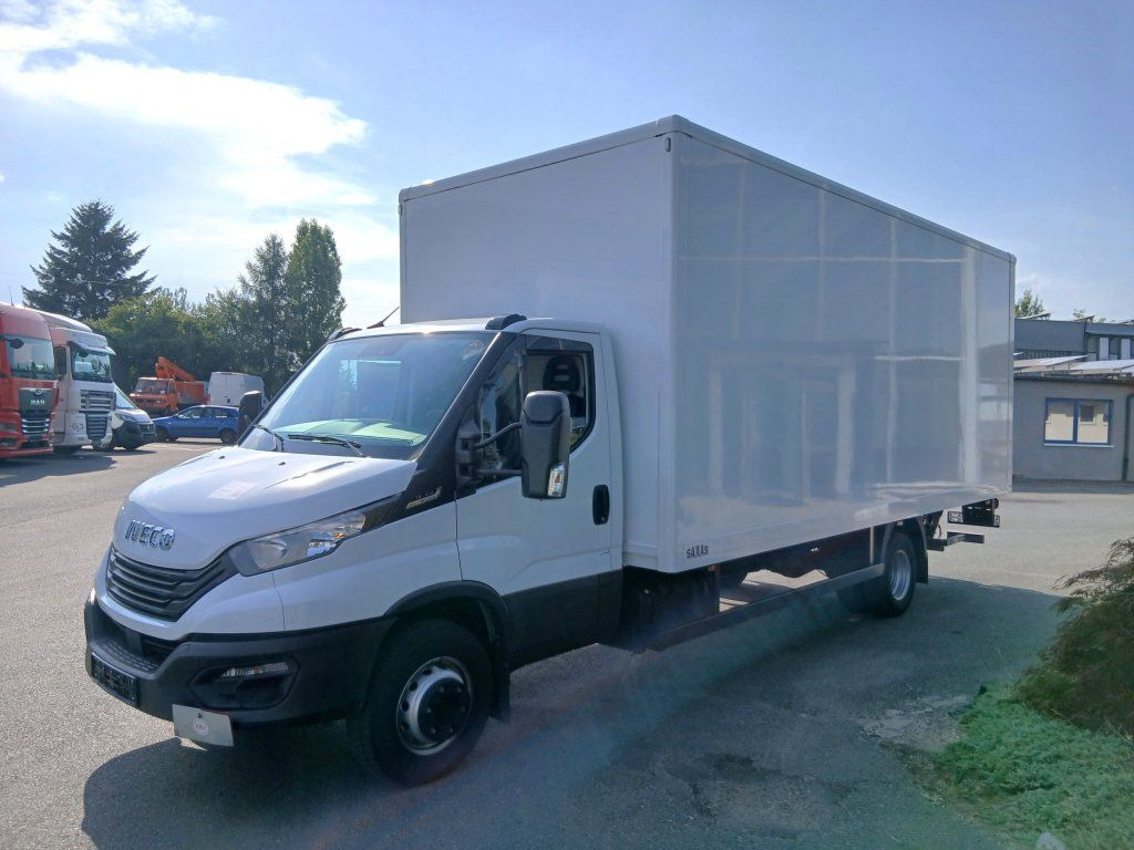 Iveco 72-210 (70C210) - Dostavno vozilo z zabojnikom: slika 2 Iveco 72-210 (70C210) - Dostavno vozilo z zabojnikom: slika 2