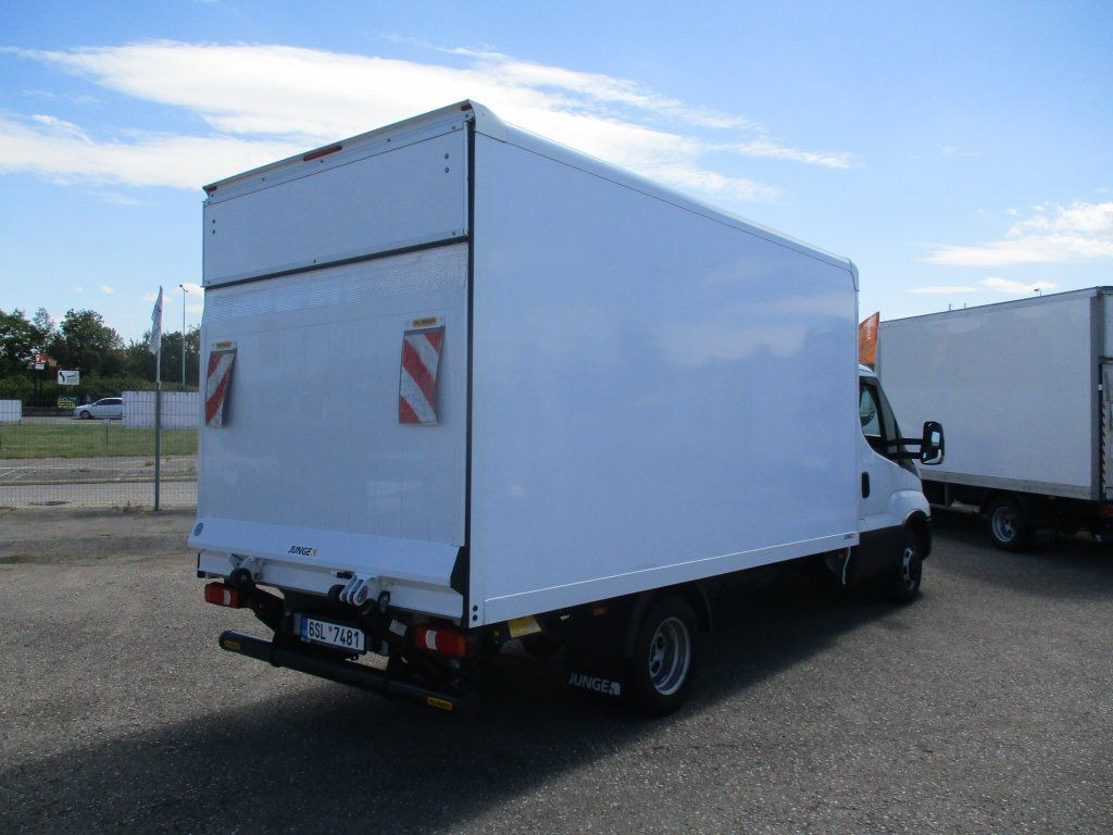 Iveco Daily 35C16, 2.3, HC, 8 palet - Dostavno vozilo z zabojnikom: slika 4 Iveco Daily 35C16, 2.3, HC, 8 palet - Dostavno vozilo z zabojnikom: slika 4