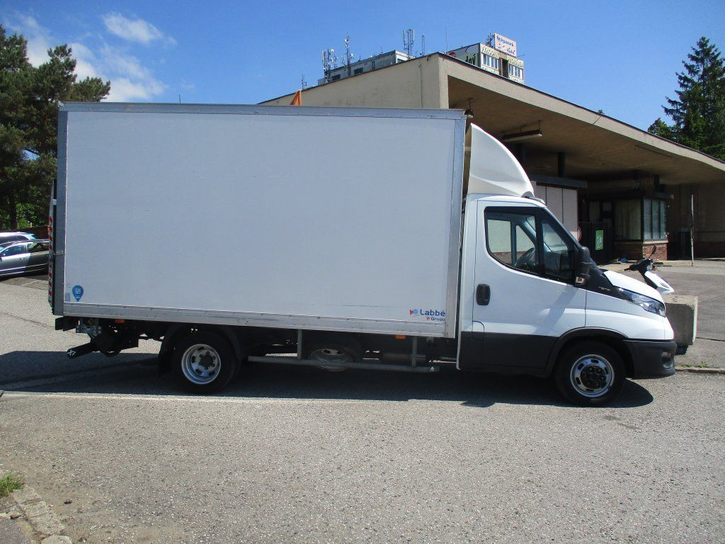 Iveco Daily 35C16 3.0 - Dostavno vozilo z zabojnikom: slika 4 Iveco Daily 35C16 3.0 - Dostavno vozilo z zabojnikom: slika 4