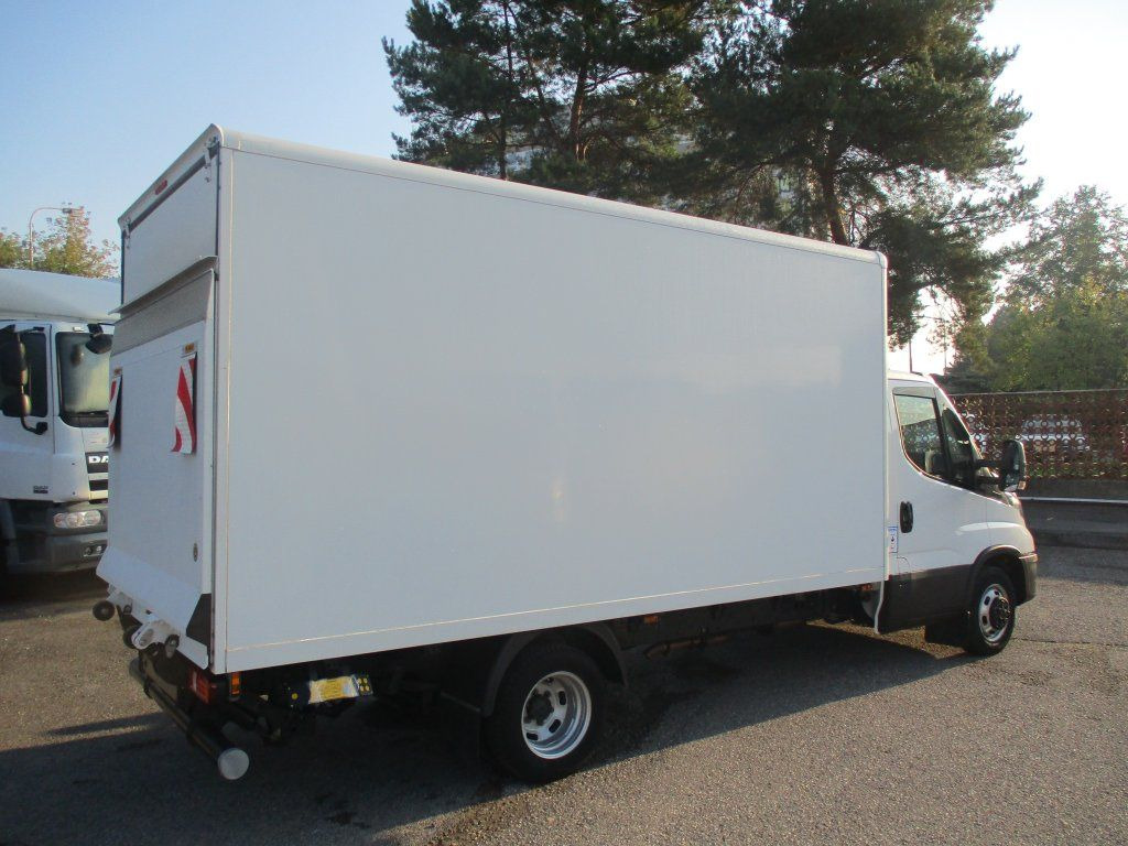 Iveco Daily 35C16 - Dostavno vozilo z zabojnikom: slika 5 Iveco Daily 35C16 - Dostavno vozilo z zabojnikom: slika 5