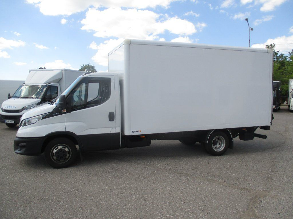 Iveco Daily 35C16 - Dostavno vozilo z zabojnikom: slika 5 Iveco Daily 35C16 - Dostavno vozilo z zabojnikom: slika 5
